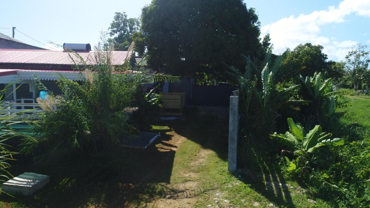Zapat Lodge Baie-Mahault Luaran gambar